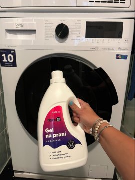 Může levný prací gel fungovat? Zkusili jsme Flore gel na praní